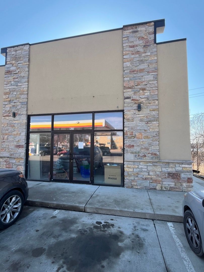 931 State Street #925 — Bettendorf, IA 52722