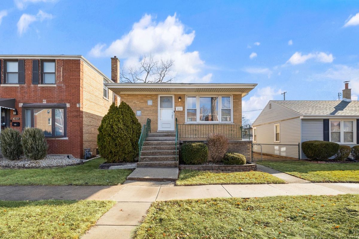 4239 Park Avenue, Brookfield, IL 60513