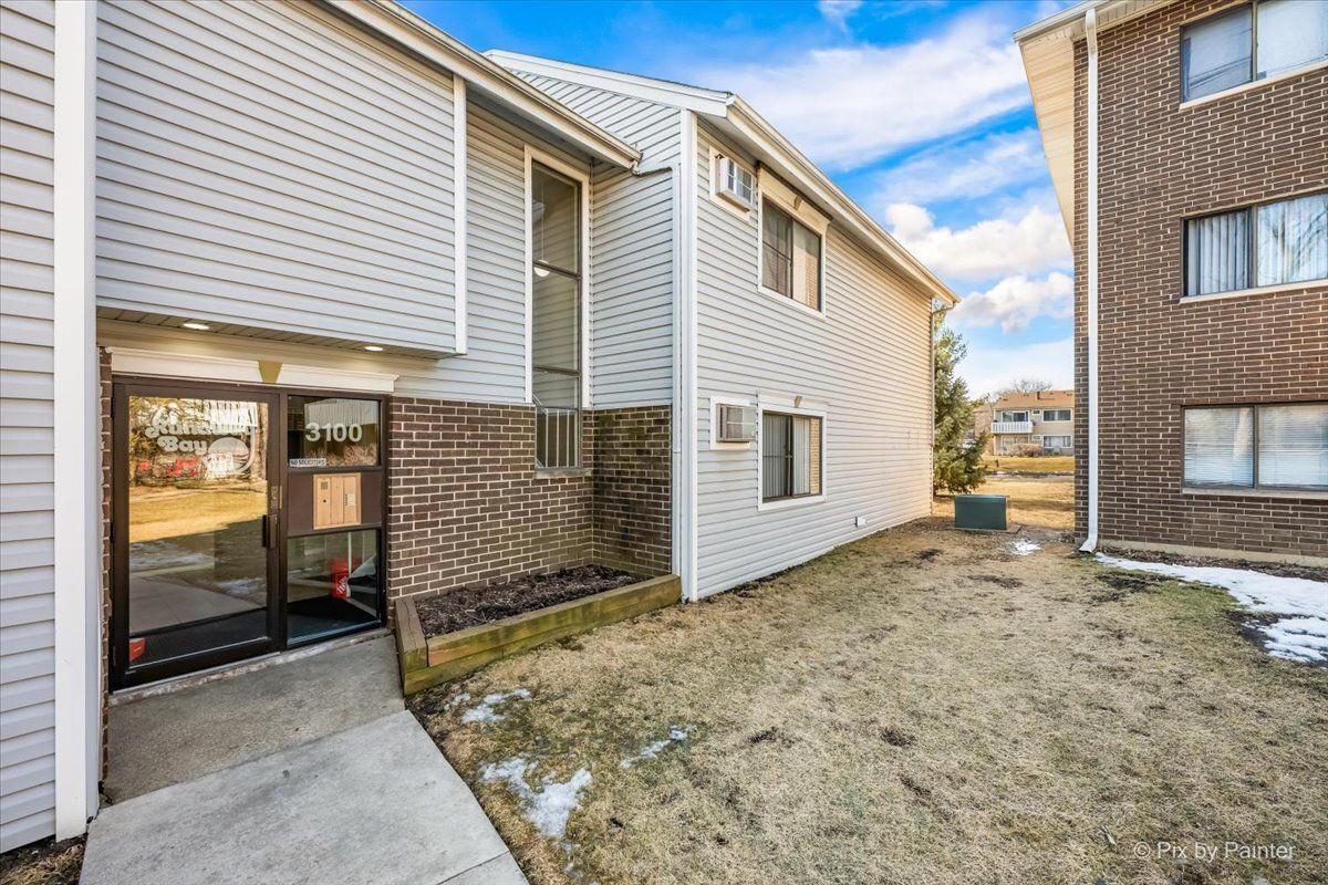3100 Bayside Drive #3 — Palatine, IL 60074