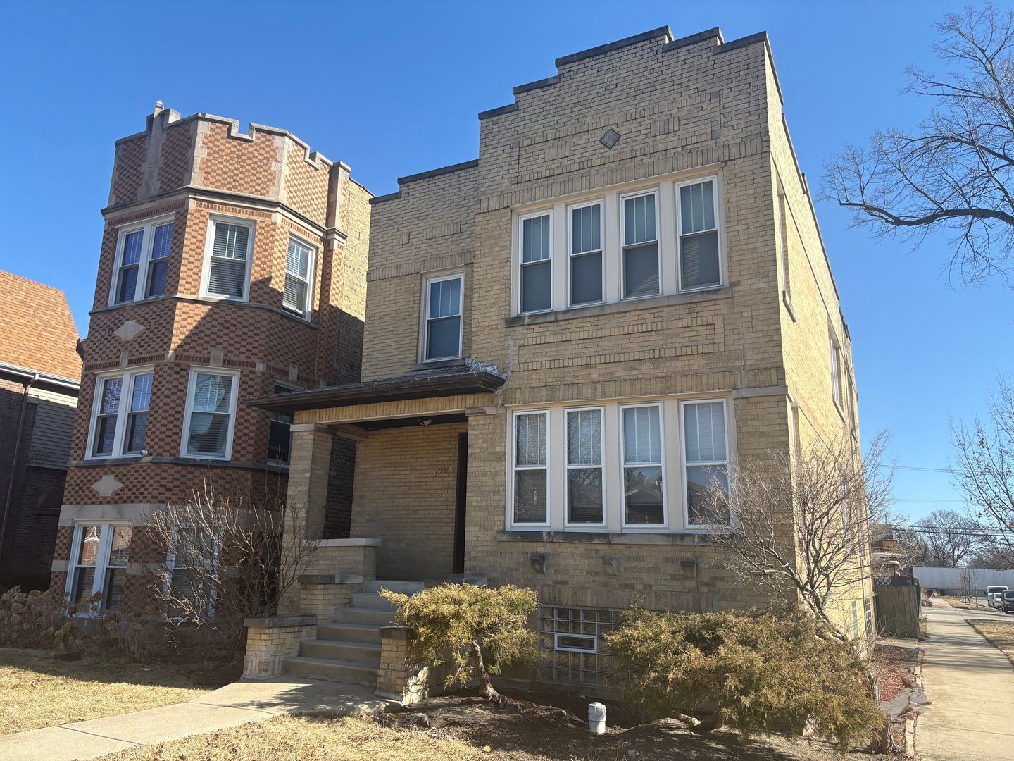1701 N Nagle Avenue — Chicago, IL 60707
