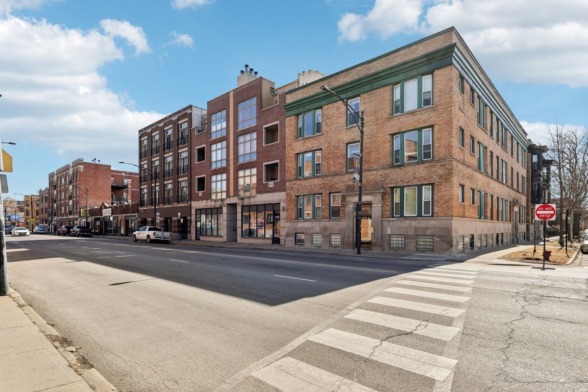 1473 Irving Park Road, Chicago, IL 60613