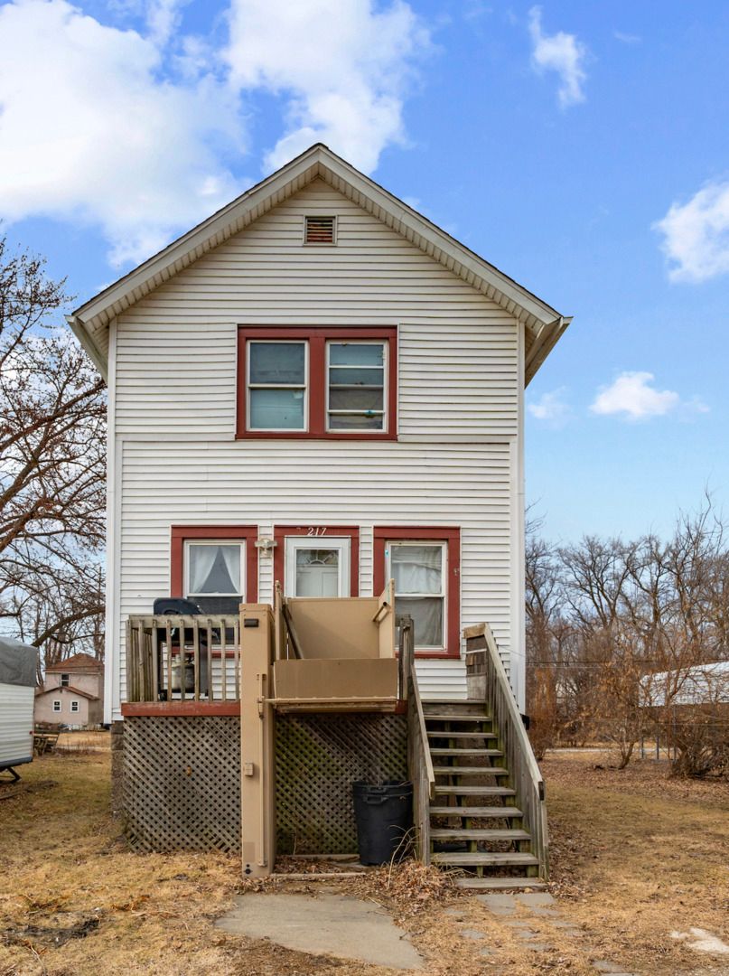 217 12th Street — East Moline, IL 61244
