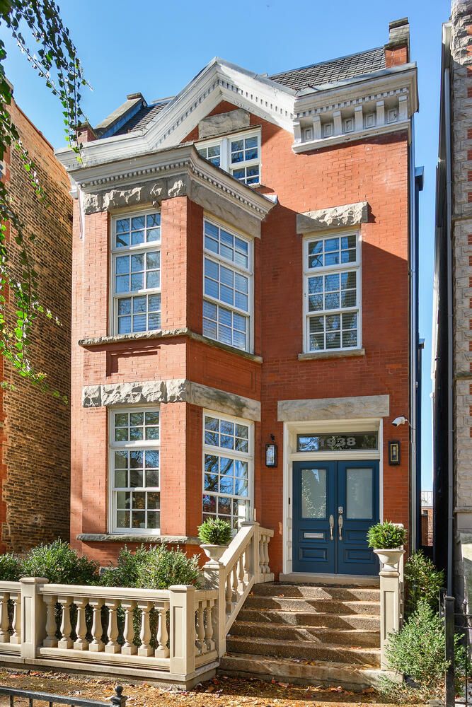 1938 Hudson Avenue, Chicago, IL 60614