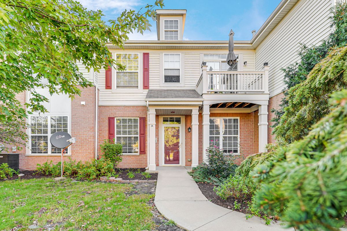 10201 Camden Lane, Bridgeview, IL 60455