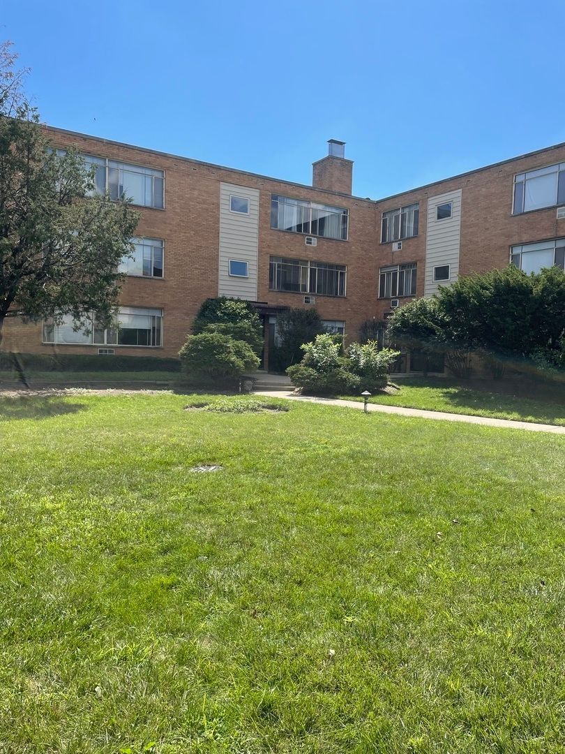 2517 Jerome Avenue, Chicago, IL 60645