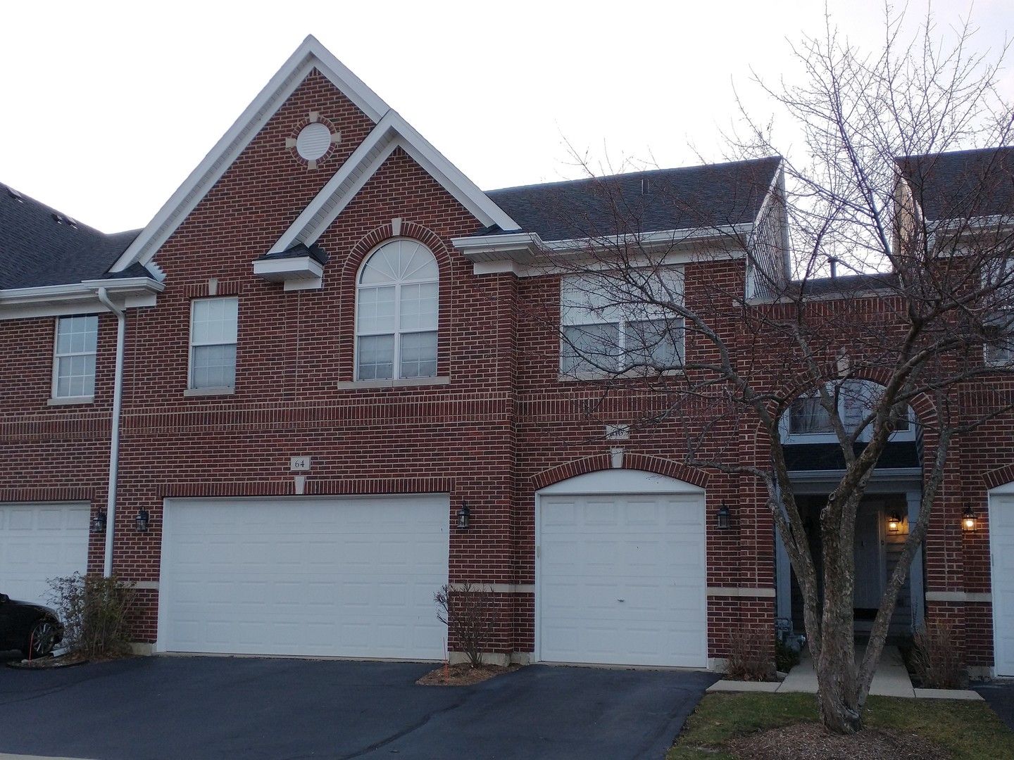 66 Fulbright Lane — Schaumburg, IL 60194