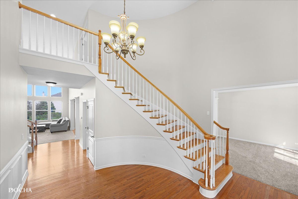 25004 W Prairie Grove Drive, Plainfield, IL 60585