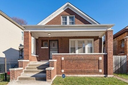 8423 S Colfax Avenue — Chicago, IL 60617