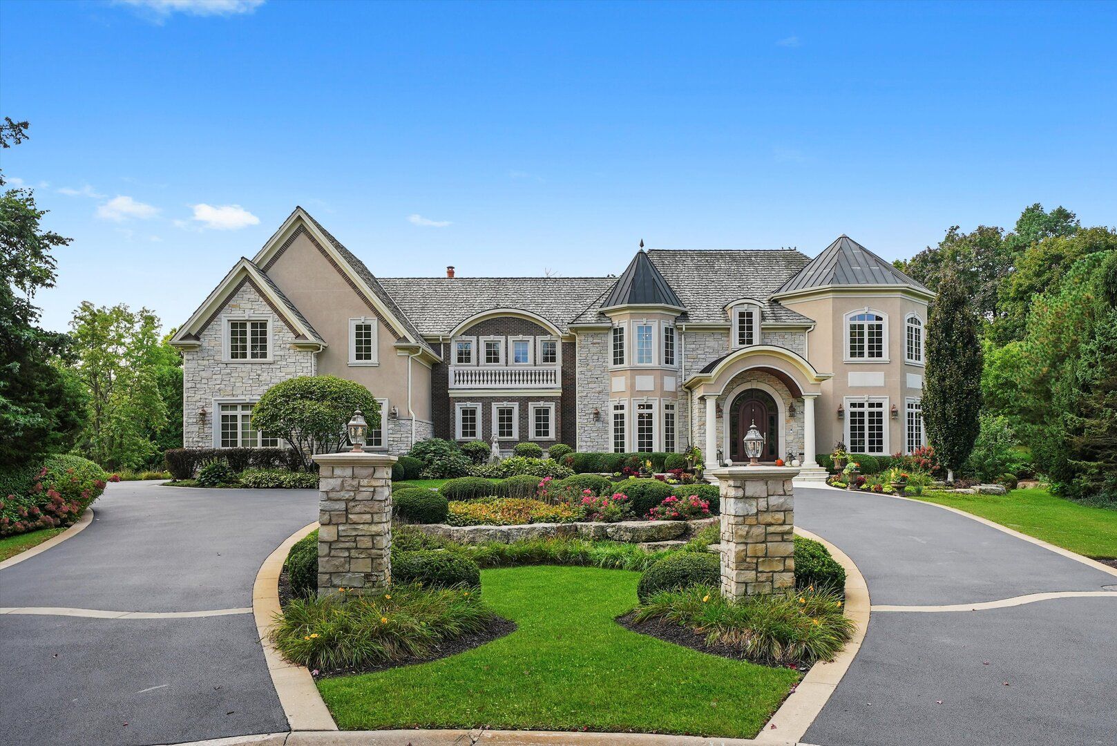 80 Geneva Court — Inverness, IL 60010