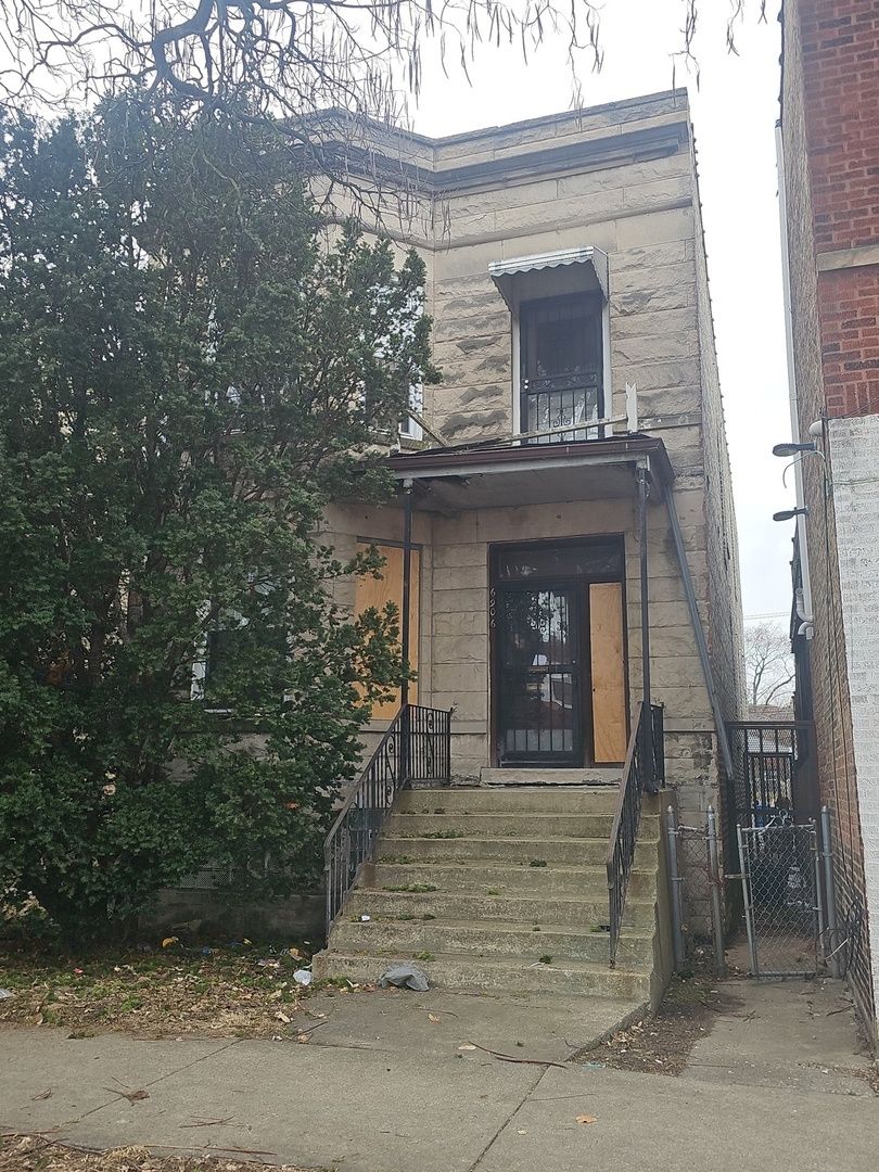 6906 Indiana Avenue, Chicago, IL 60637
