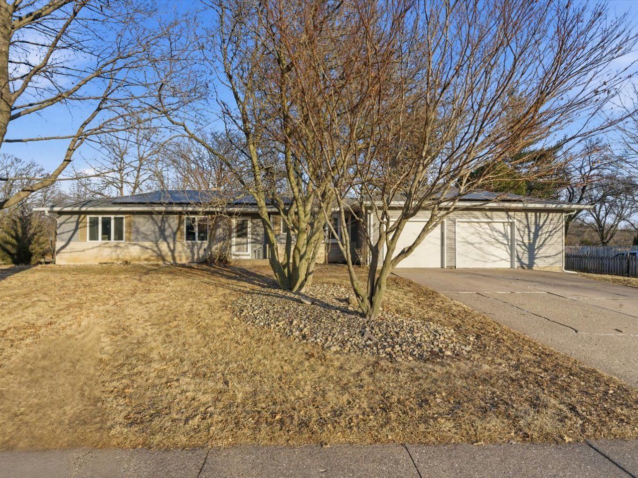2610 31ST Street — Moline, IL 61265