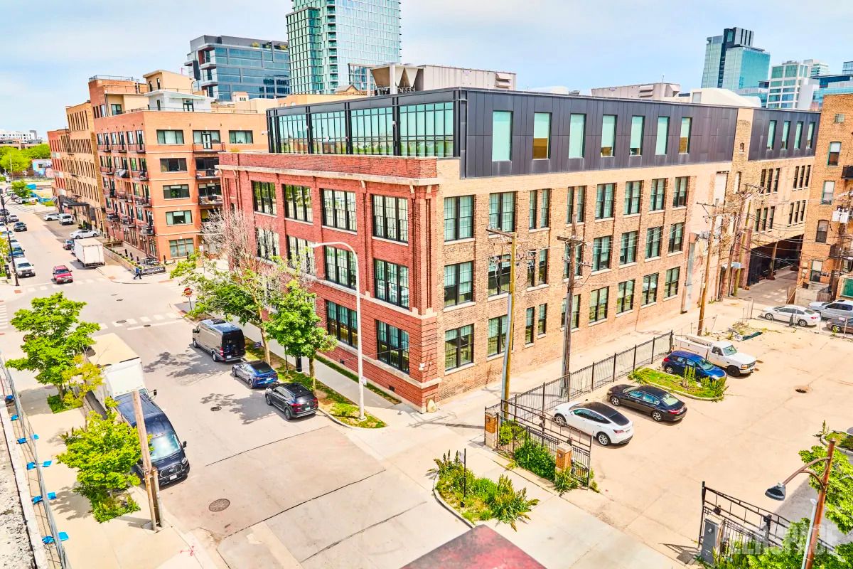 210 N Racine Avenue #3S — Chicago, IL 60607