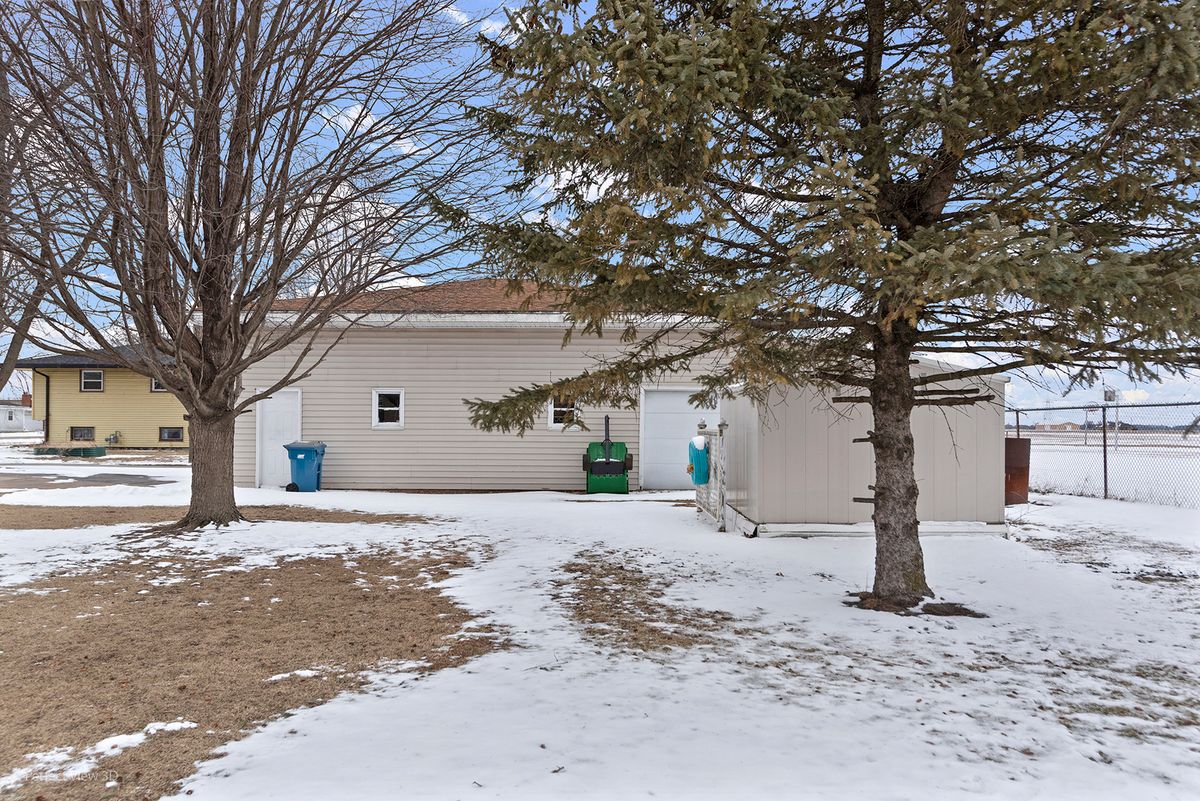 1106 Harmony Avenue, Mazon, IL 60444