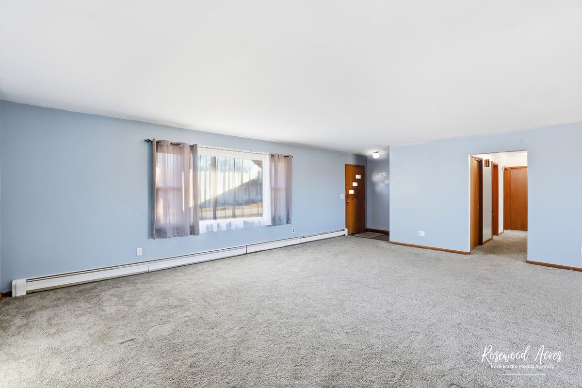209 E 3rd Street, Aroma Park, IL 60910