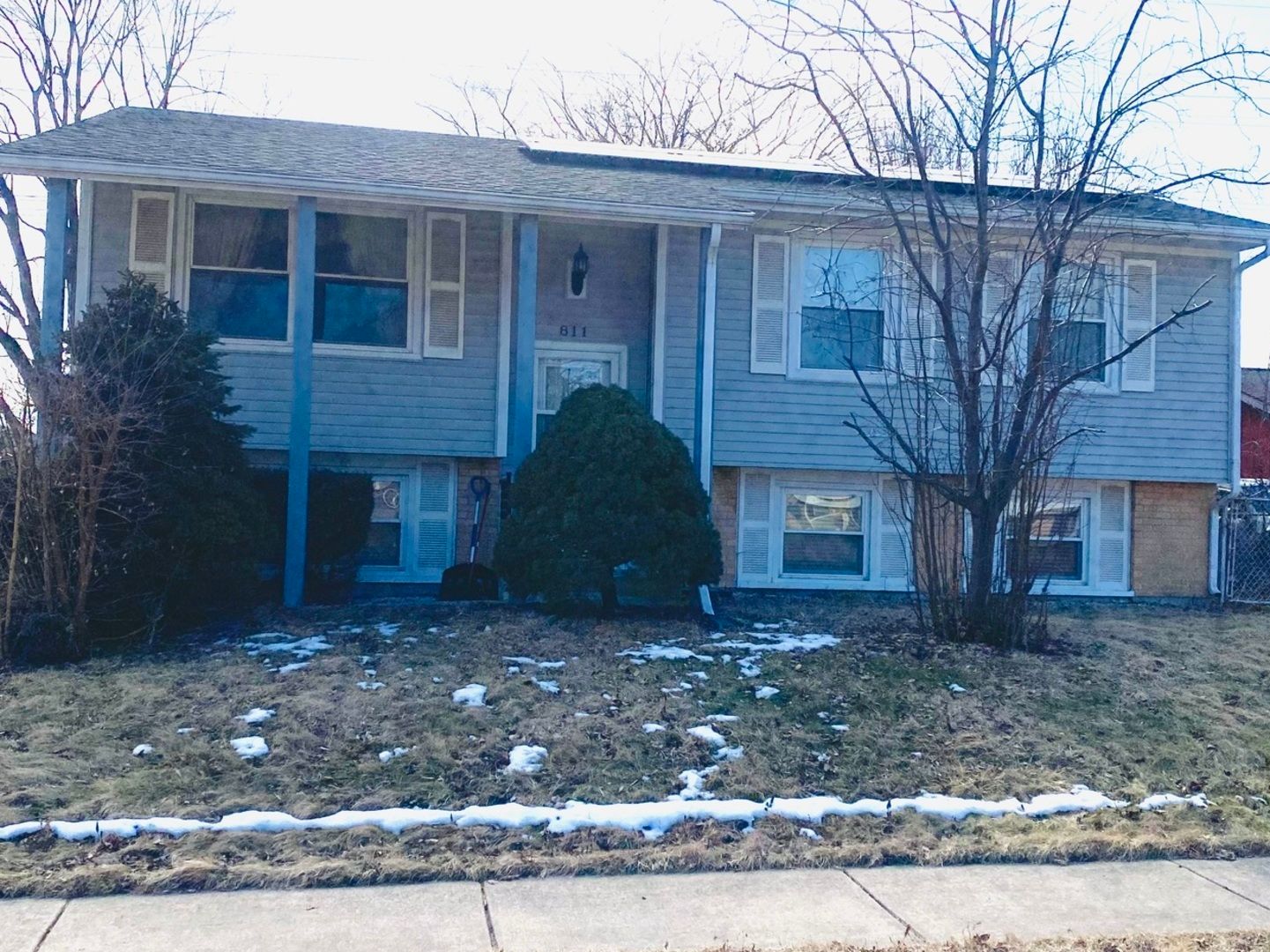 811 Oakton Avenue — Romeoville, IL 60446