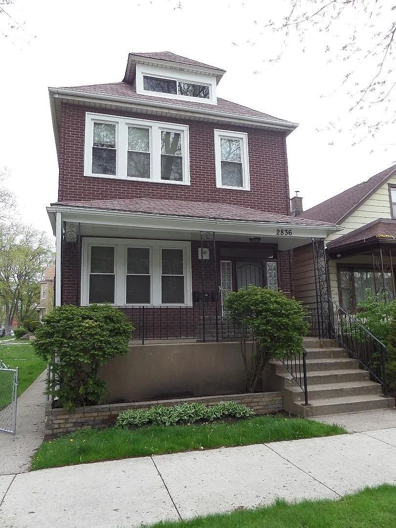 2836 E 84TH Street — Chicago, IL 60617