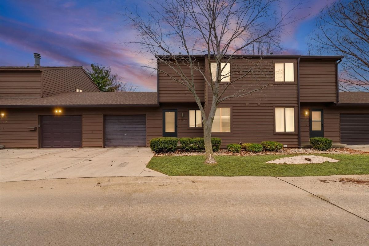 2111 Sunview Drive, Champaign, IL 61821