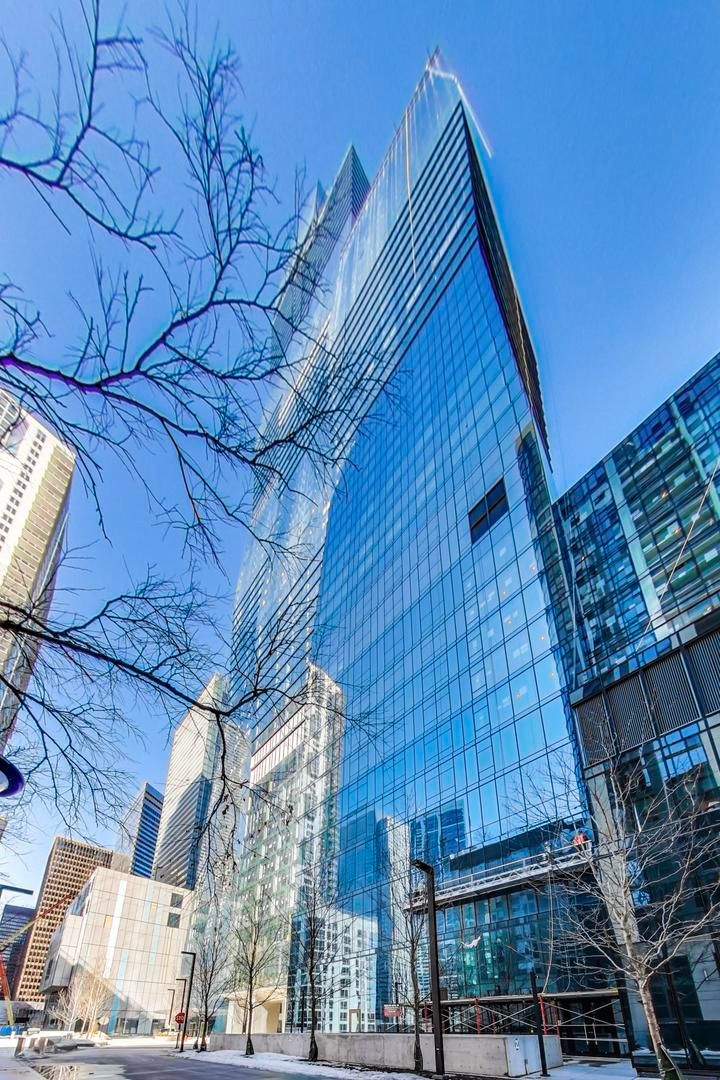 363 E Wacker Drive #3709 — Chicago, IL 60601