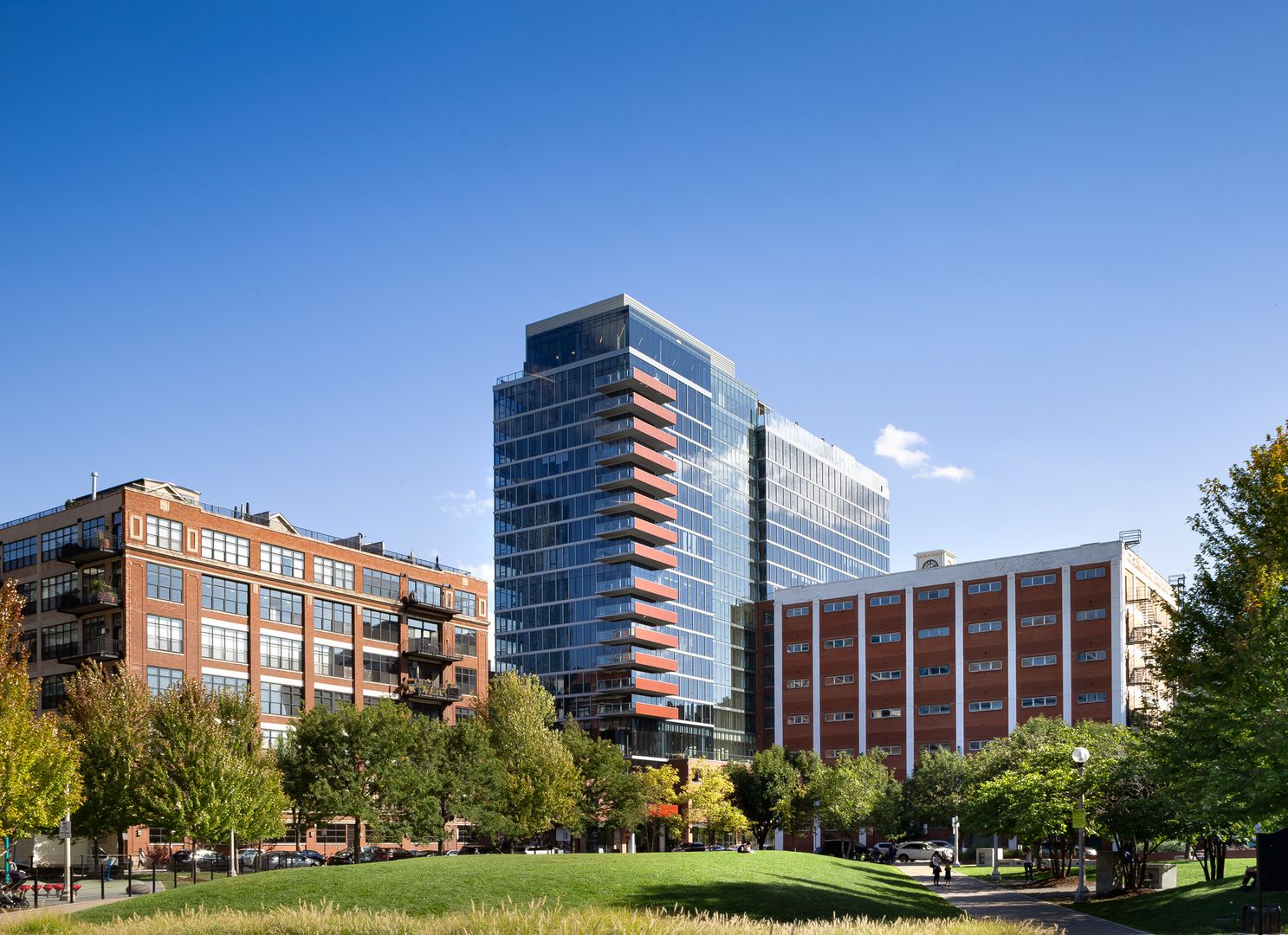 205 S Peoria Street — Chicago, IL 60607