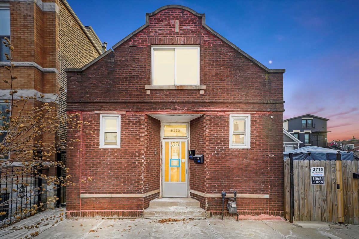 2713 24th Place, Chicago, IL 60608