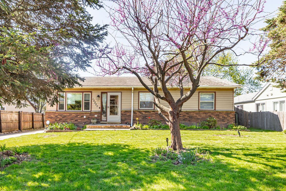 10205 Chicago Avenue, Beach Park, IL 60099