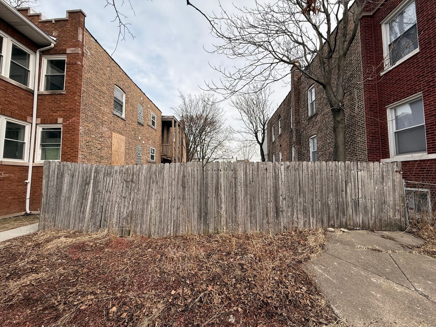 6105 Richmond Street — Chicago, IL 60629