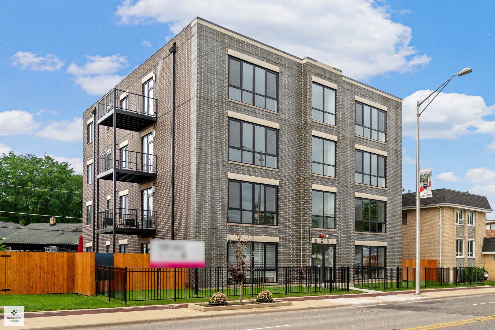 8631 W Grand Avenue #4E — River Grove, IL 60171