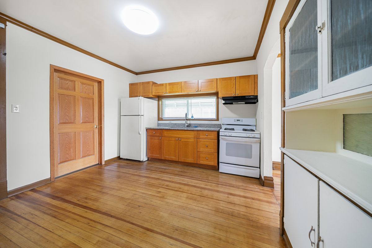 7120 41st Street, Stickney, IL 60402