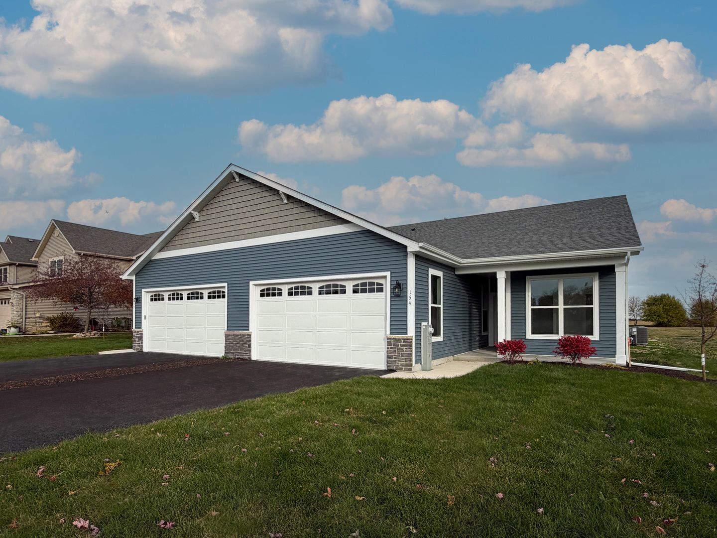 154 S Llanos Street — Cortland, IL 60112