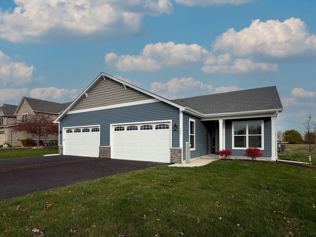 154 Llanos Street, Cortland, IL 60112