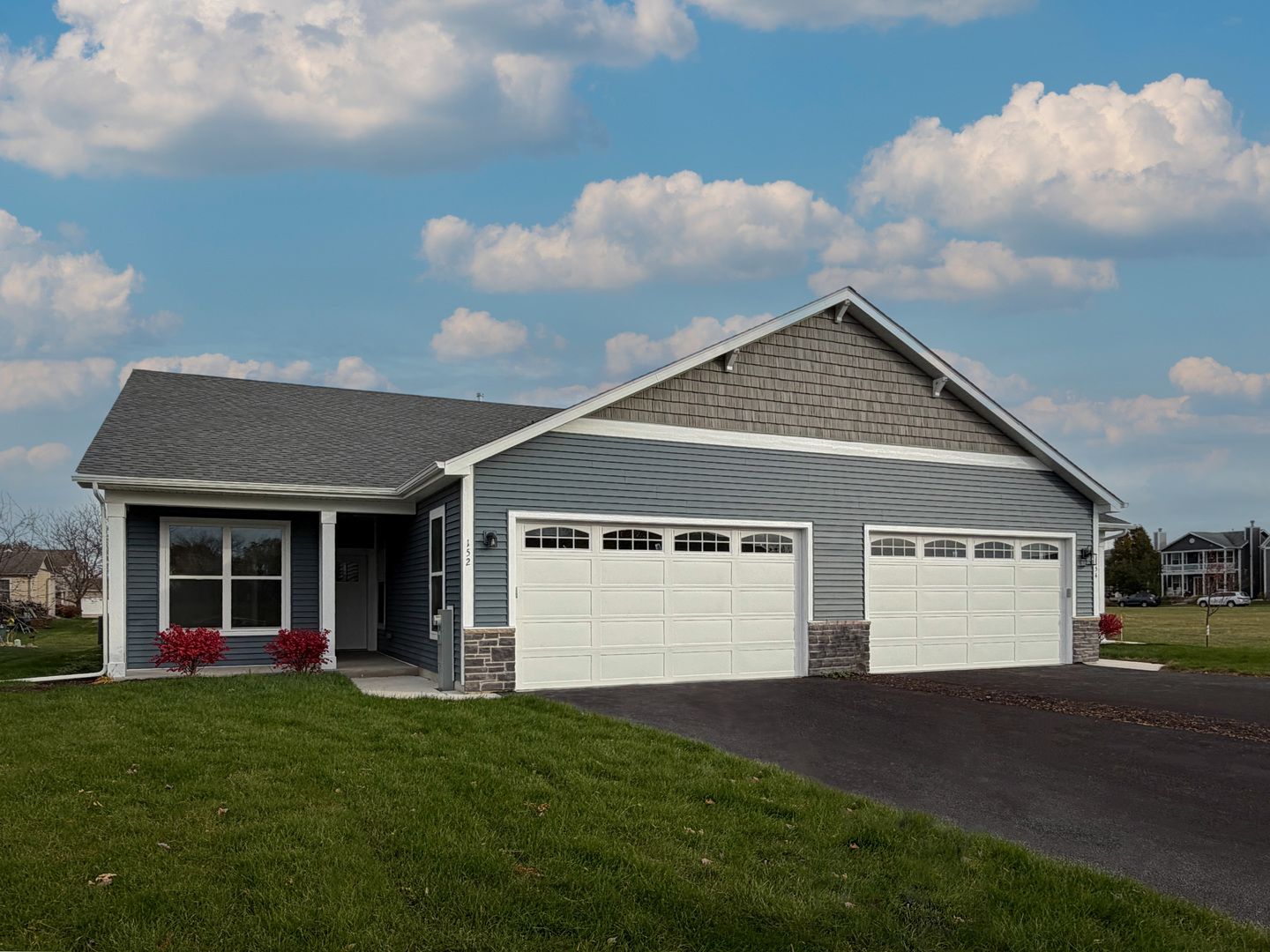 152 S Llanos Street — Cortland, IL 60112