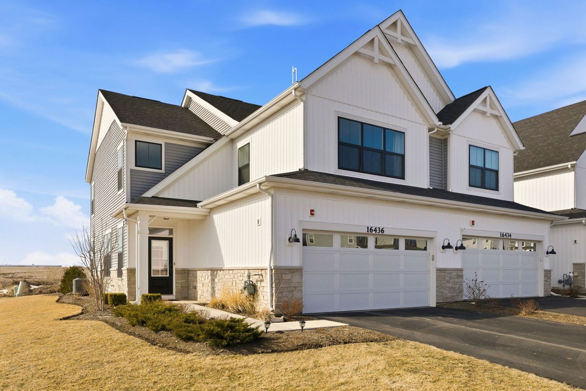 16436 Wheatgrass Street, Lockport, IL 60441