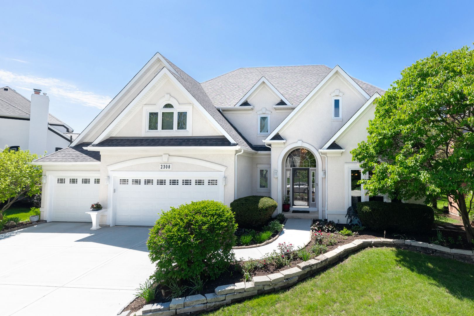 2308 Hillsboro Lane — Naperville, IL 60564