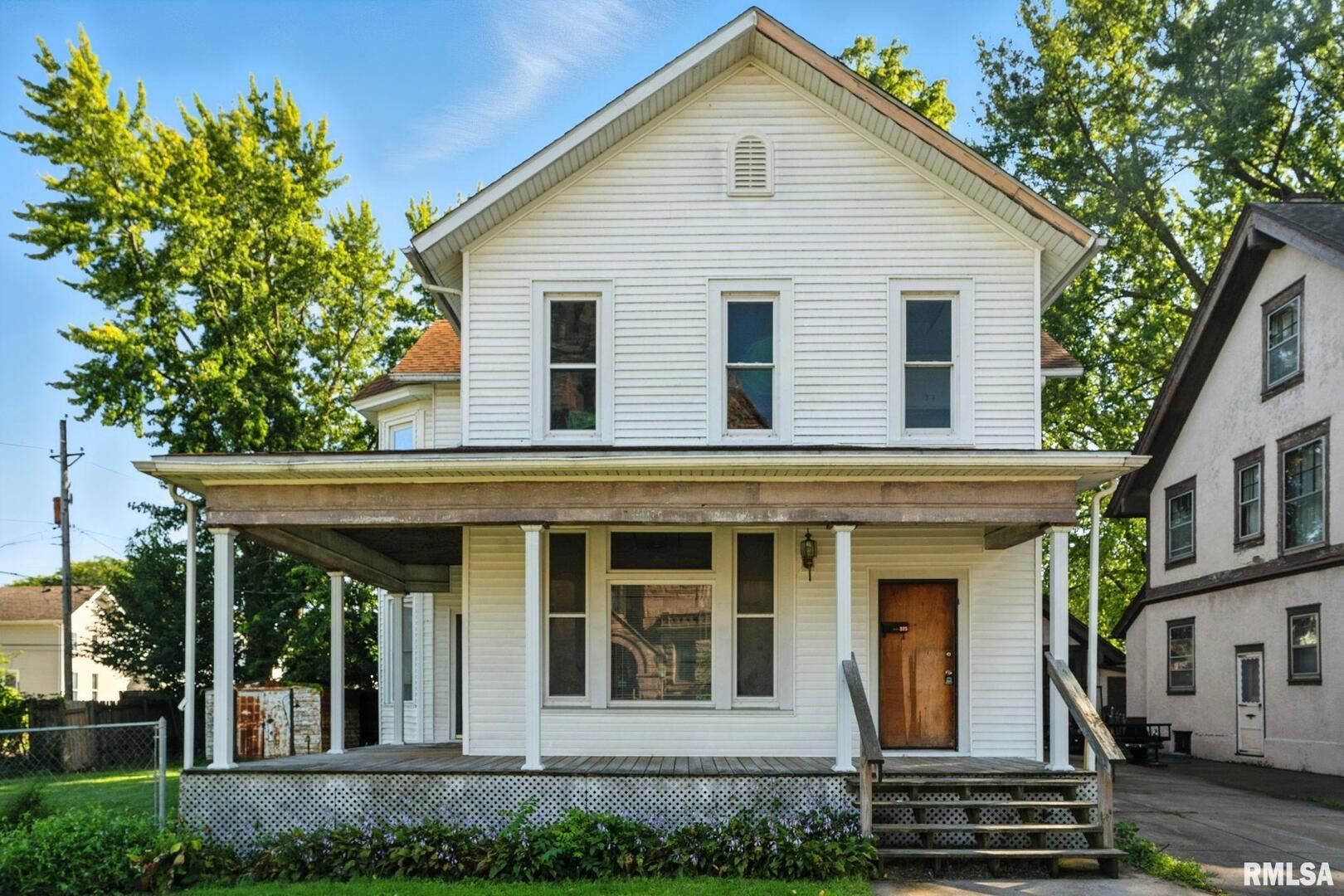 325 KIRKWOOD Boulevard — Davenport, IA 52803