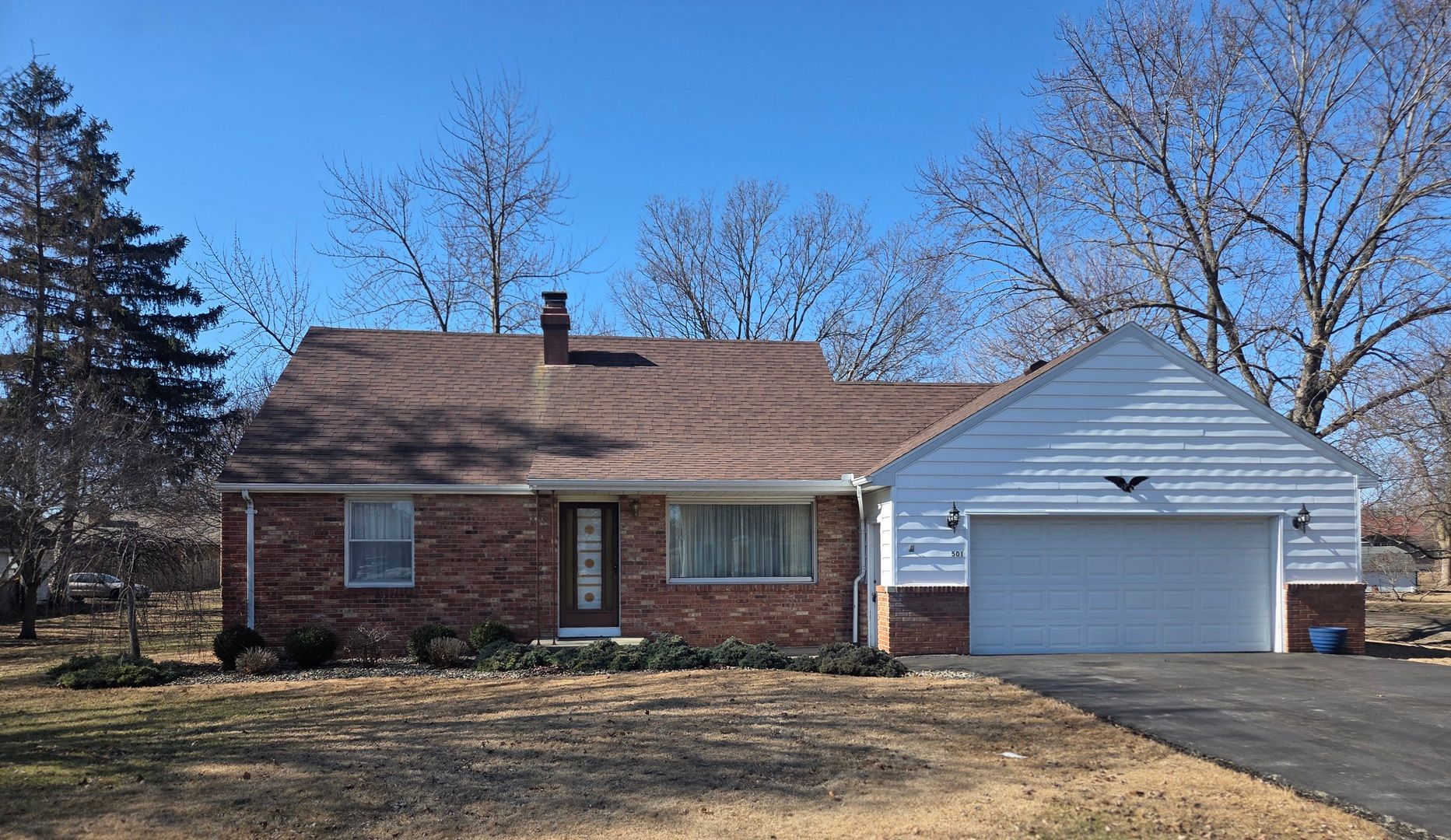 501 S First Street — Fisher, IL 61843