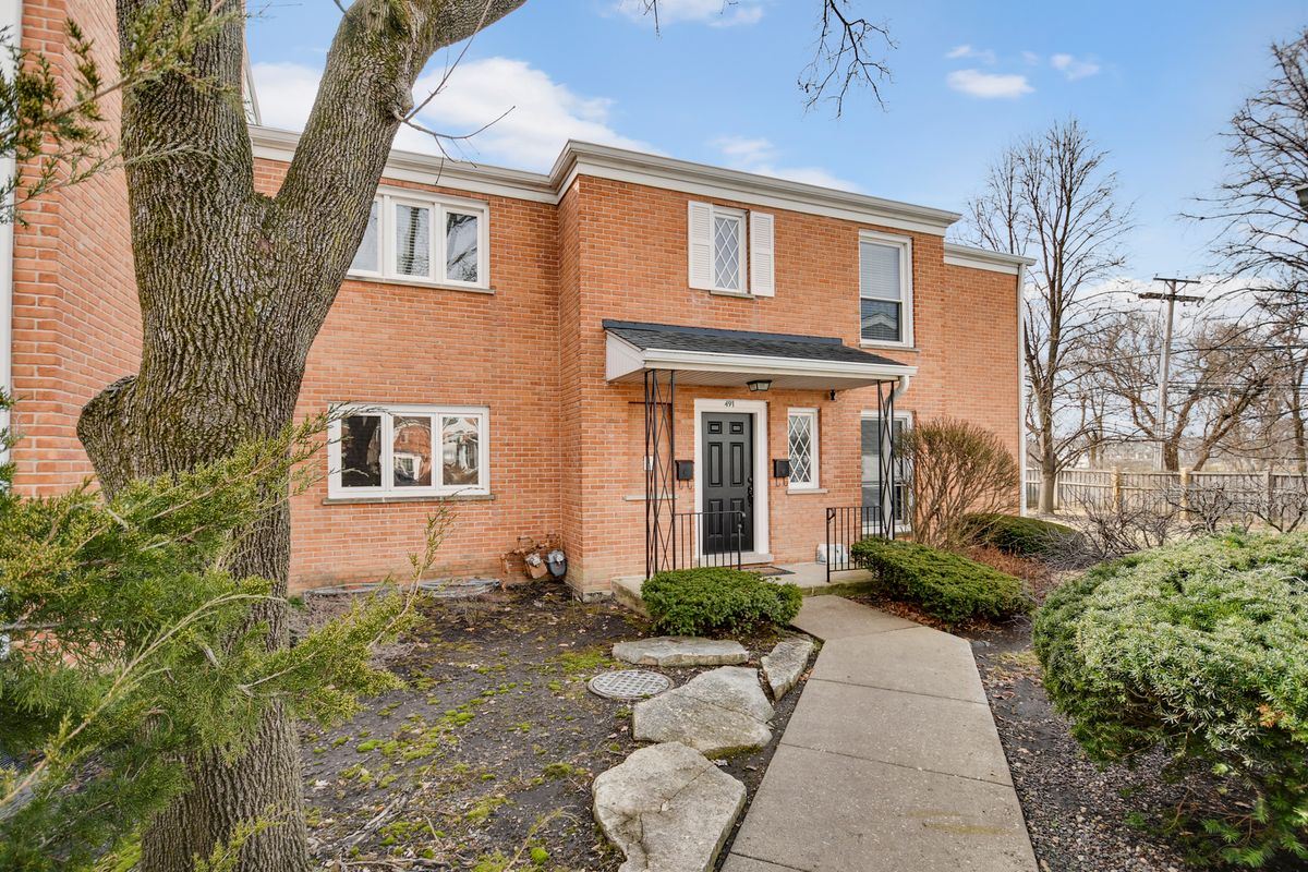 491 OLD SURREY Lane, Hinsdale, IL 60521