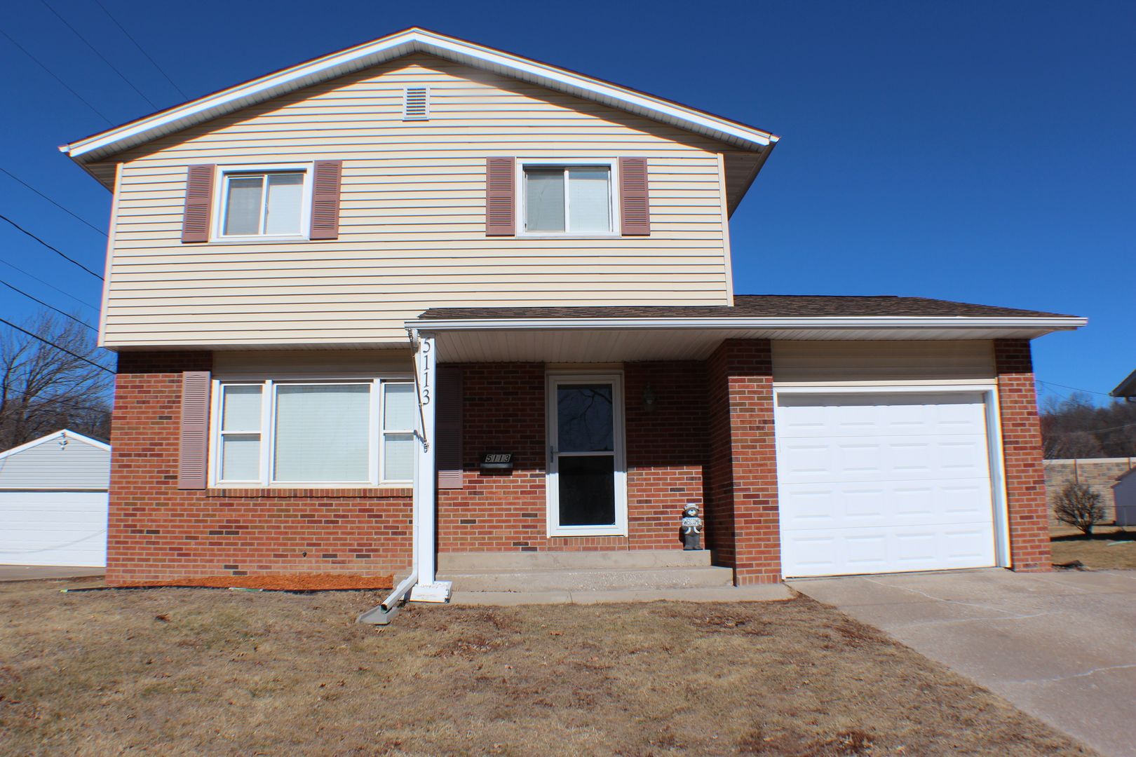 5113 44th Avenue — Moline, IL 61265