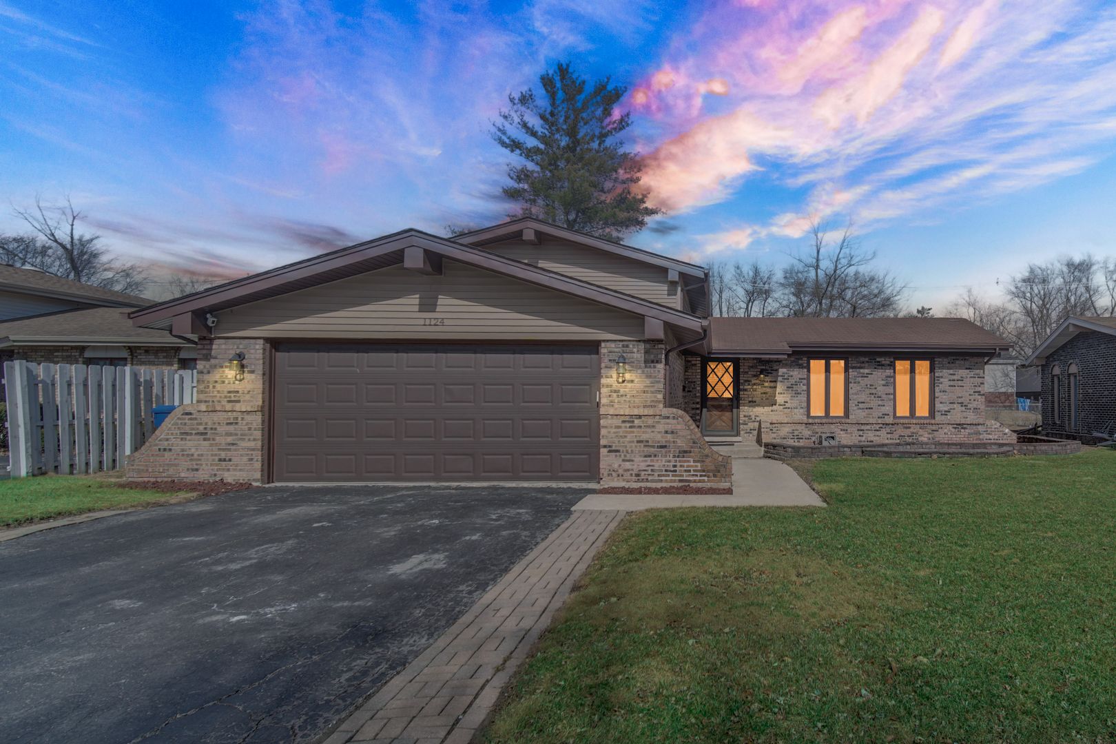 1124 Jamie Lane — Homewood, IL 60430