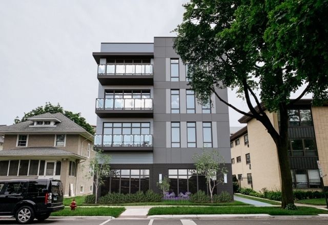 1125 Erie Street — Oak Park, IL 60302