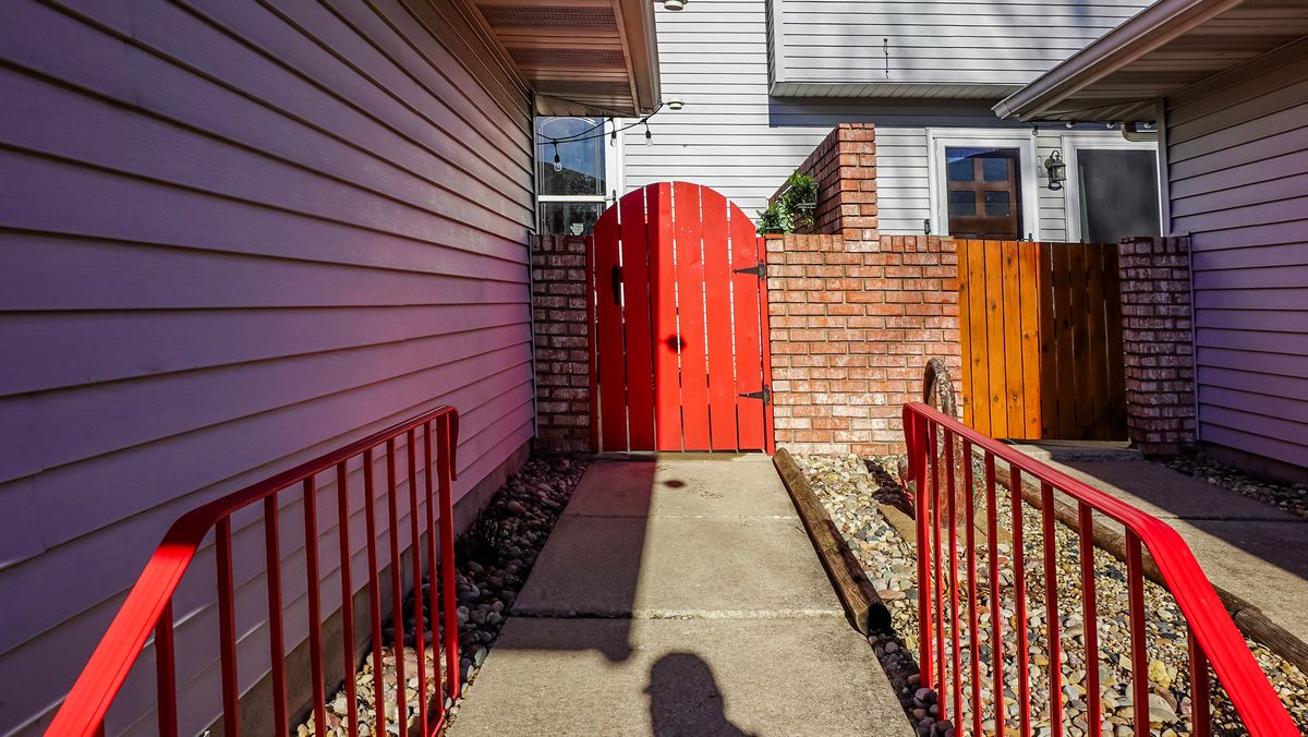 2590 Brookwood Drive, Crown Point, IN 46307