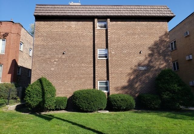 246 Marion Street — Oak Park, IL 60302