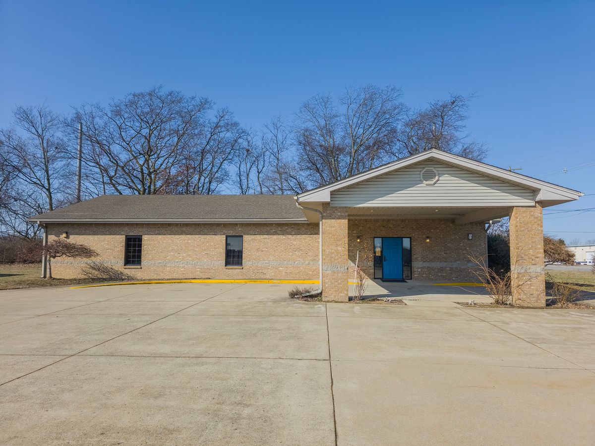 2103 W 9th Street, Mount Carmel, IL 62863