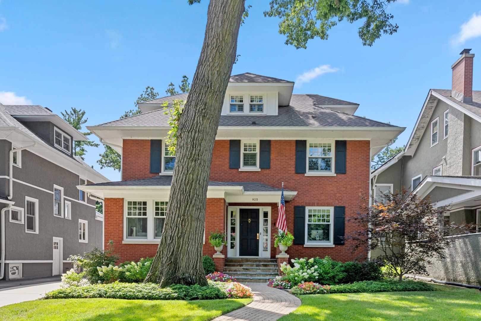 925 Ashland Avenue — Wilmette, IL 60091