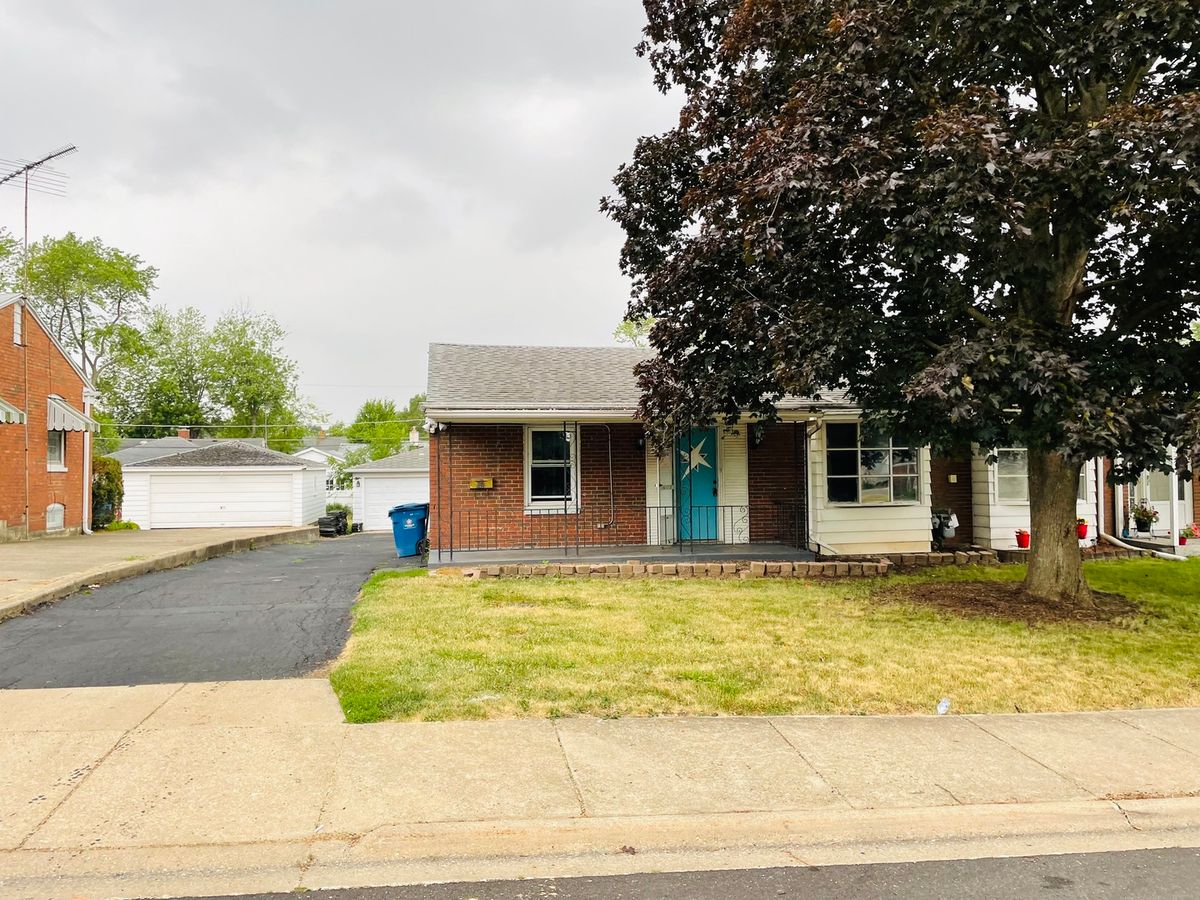 1621 Raynor Avenue, Crest Hill, IL 60403