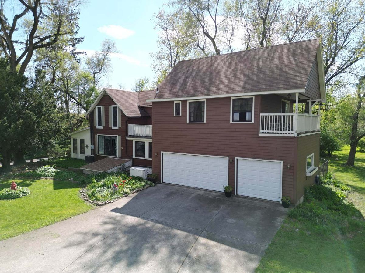 9014 E 129th Avenue, Crown Point, IN 46307