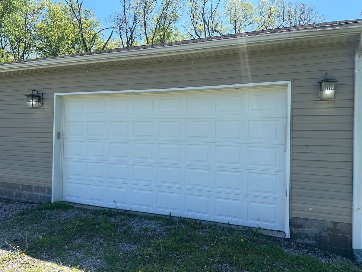 2506 State Highway 154, Sesser, IL 62884