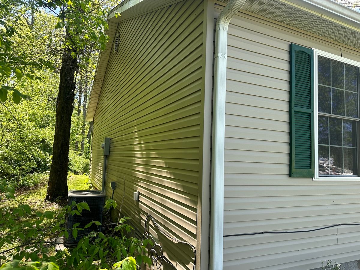 2506 State Highway 154, Sesser, IL 62884