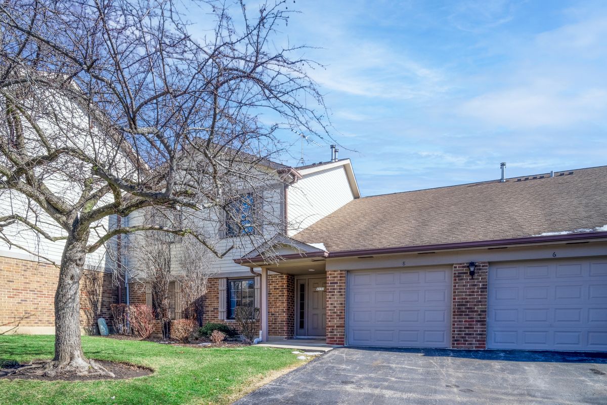4131 Pheasant Trail Court, Arlington Heights, IL 60004