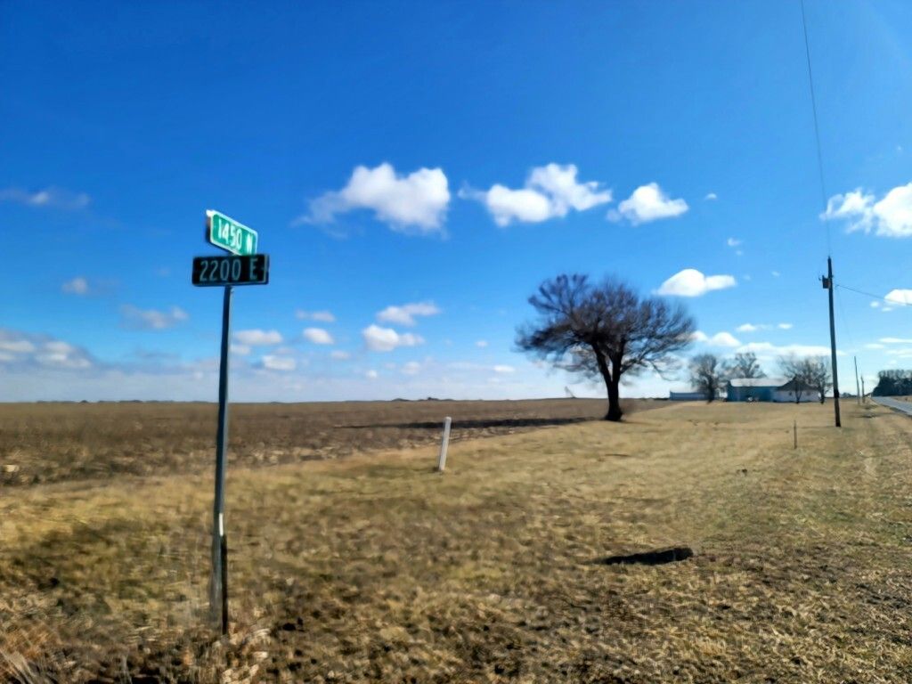 2210 Homer Lake Road, St. Joseph, IL 61873