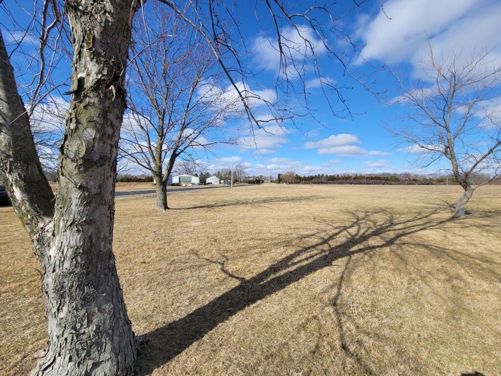 2210 Homer Lake Road, St. Joseph, IL 61873